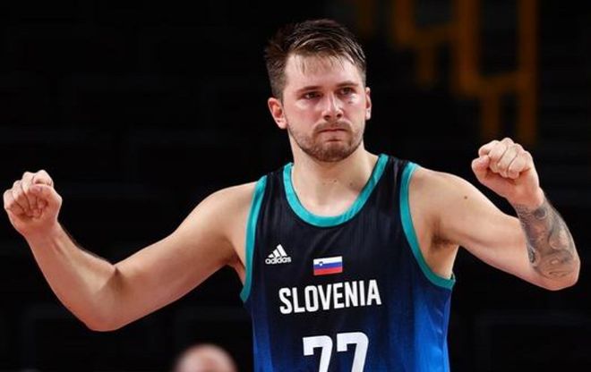 徐杰发带热身，广东客场挑战浙江，备战激烈（徐杰戴发带进行热身，广东客场对阵浙江，备战火热）