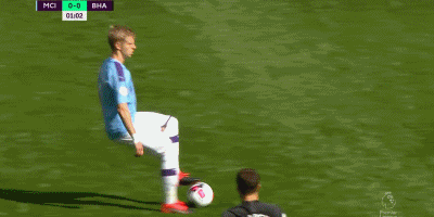 阿莱尼亚：当时我在巴萨没有位置，库库雷利亚也是一样（阿莱尼亚：那段时间巴萨容不下我，库库雷利亚的处境也一样）