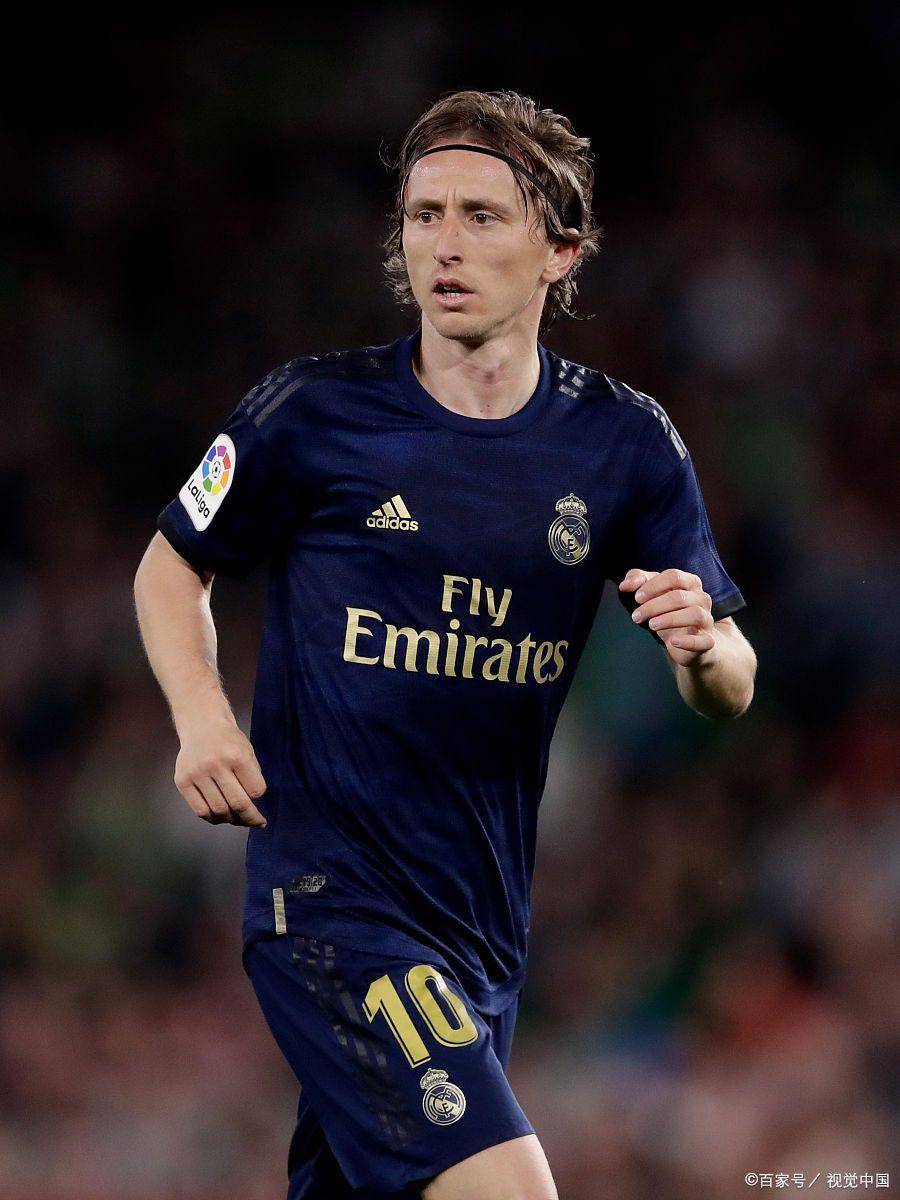 达洛特：领先后本该控制节奏，我们却改变既定战术越踢越慌乱（达洛特：领先本应掌控节奏，却偏离既定打法愈踢愈慌）