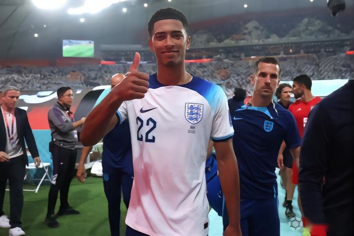 博尼：踢欧冠是我的梦想；今天我们付出了全部，被绝杀很痛苦（博尼：征战欧冠是我的梦想；我们拼尽全力却在补时遭绝杀，十分痛苦）