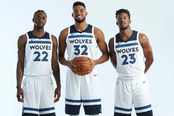 场均3.2分！谢尔曼：本季开局我表现还不错 随时做好上场准备（谢尔曼谈赛季初：场均3.2分，状态不错，随时准备出战）