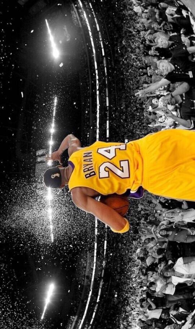 疯狂的足球：米兰门神迈尼昂的盘带合集（足坛狂热：米兰门神迈尼昂盘带集锦）